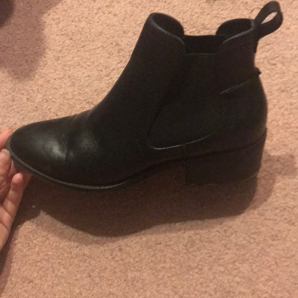Steve Madden Chelsea Boots